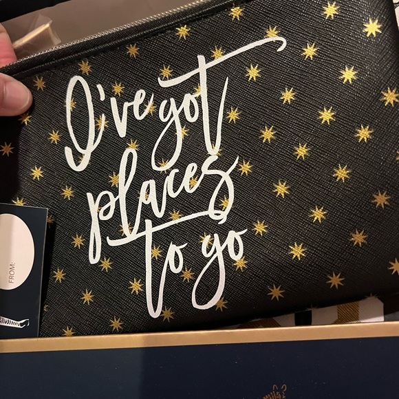 accessories set of three pouches travel “ I’ve got places to go” - Picture 2 of 6